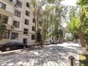 Satılır 2 otaqlı 55 m2 köhnə tikili 3 mkr