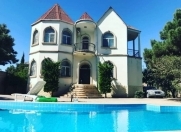 Satılır 6 otaqlı 300 m2 bağ evi Mərdəkan