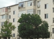 Satılır 2 otaqlı 45 m2 köhnə tikili Yasamal r.