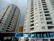 Satılır 5 otaqlı 220 m2 yeni tikili 28 May m.