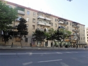 Satılır 3 otaqlı 90 m2 köhnə tikili Nizami m.