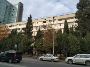 Satılır 2 otaqlı 48 m2 köhnə tikili Səməd Vurğun parkı