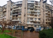 Satılır 3 otaqlı 110 m2 köhnə tikili İnşaatçılar m.