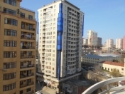 Satılır 7 otaqlı 350 m2 yeni tikili 28 May m.