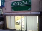 Satılır 4 otaqlı 240 m2 obyekt İnşaatçılar m.