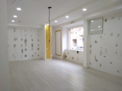 İcarəyə verilir 4 otaqlı 120 m2 ofis Sahil m.