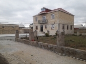 Satılır 6 otaqlı 800 m2 bağ evi Qobustan