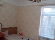 Satılır 1 otaqlı 40 m2 köhnə tikili Səbail r.