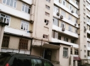 Satılır 2 otaqlı 65 m2 köhnə tikili Əhmədli m.
