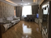 Satılır 3 otaqlı 90 m2 yeni tikili Azadlıq prospekti m.