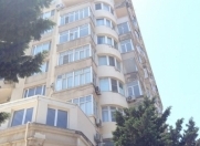 Satılır 4 otaqlı 156 m2 yeni tikili Bakı Dövlət Universiteti