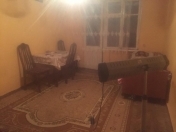 İcarəyə verilir 1 otaqlı 50 m2 köhnə tikili Keşlə bazarı