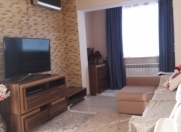 Satılır 2 otaqlı 53 m2 köhnə tikili İnşaatçılar m.