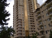 İcarəyə verilir 8 otaqlı 210 m2 ofis 28 May m.