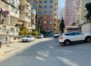 Satılır 3 otaqlı 65 m2 köhnə tikili İnşaatçılar m.