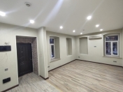 İcarəyə verilir 3 otaqlı 65 m2 ofis Nizami m.