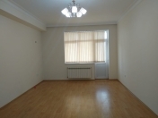 İcarəyə verilir 3 otaqlı 130 m2 yeni tikili Azadlıq prospekti m.