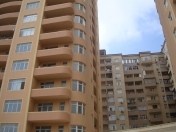 Satılır 2 otaqlı 102 m2 yeni tikili Əhmədli m.