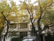 Satılır 3 otaqlı 70 m2 köhnə tikili İnşaatçılar m.