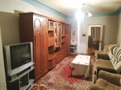 İcarəyə verilir 2 otaqlı 65 m2 köhnə tikili İçəri Şəhər m.