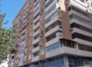 Satılır 4 otaqlı 200 m2 yeni tikili 2 mkr