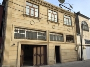 İcarəyə verilir 6 otaqlı 240 m2 ofis Gənclik m.