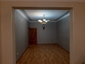 Satılır 2 otaqlı 60 m2 köhnə tikili Azərbaycan Тurizm İnstitutu