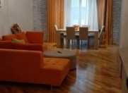 İcarəyə verilir 2 otaqlı 85 m2 yeni tikili Elmlər Akademiyası m.