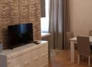 İcarəyə verilir 2 otaqlı 60 m2 köhnə tikili 28 May m.