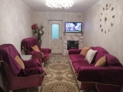 Satılır 3 otaqlı 60 m2 köhnə tikili Yasamal r.