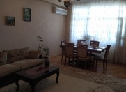 Satılır 3 otaqlı 135 m2 yeni tikili Memar Əcəmi m.