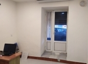 İcarəyə verilir 1 otaqlı 20 m2 obyekt Nizami m.