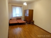 İcarəyə verilir 1 otaqlı 34 m2 köhnə tikili 7 mkr