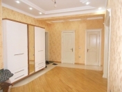 Satılır 2 otaqlı 92 m2 yeni tikili Ayna Sultanova heykəli