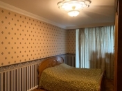 İcarəyə verilir 3 otaqlı 90 m2 köhnə tikili Atatürk parkı