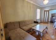 İcarəyə verilir 2 otaqlı 55 m2 köhnə tikili Yeni Yasamal