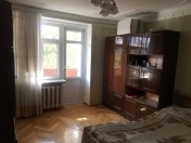 İcarəyə verilir 3 otaqlı 72 m2 köhnə tikili Gənclik m.