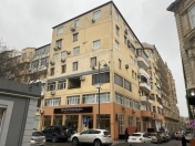 Satılır 2 otaqlı 340 m2 obyekt Nizami m.