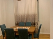 İcarəyə verilir 4 otaqlı 96 m2 köhnə tikili Sahil m.