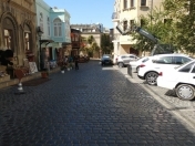 İcarəyə verilir 1 otaqlı 40 m2 köhnə tikili İçəri Şəhər m.