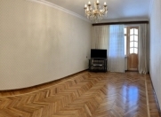 İcarəyə verilir 2 otaqlı 60 m2 köhnə tikili Təfəkkür Universiteti