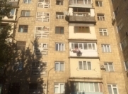 Satılır 4 otaqlı 90 m2 köhnə tikili Nəriman Nərimanov parkı