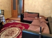 Satılır 5 otaqlı 130 m2 köhnə tikili Gənclik m.