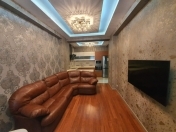 İcarəyə verilir 2 otaqlı 75 m2 yeni tikili Səbail r.