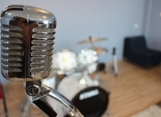 İcarəyə verilir 1 otaqlı 20 m2 ofis Elmlər Akademiyası m.