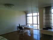 İcarəyə verilir 1 otaqlı 55 m2 ofis 28 May m.