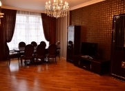 İcarəyə verilir 3 otaqlı 100 m2 yeni tikili Azadlıq prospekti m.