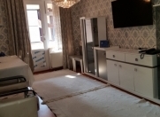 Satılır 3 otaqlı 60 m2 köhnə tikili Ayna Sultanova heykəli