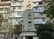 Satılır 3 otaqlı 72 m2 köhnə tikili Ukrayna dairəsi