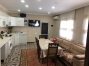 Satılır 13 otaqlı 700 m2 həyət evi Rəsulzadə